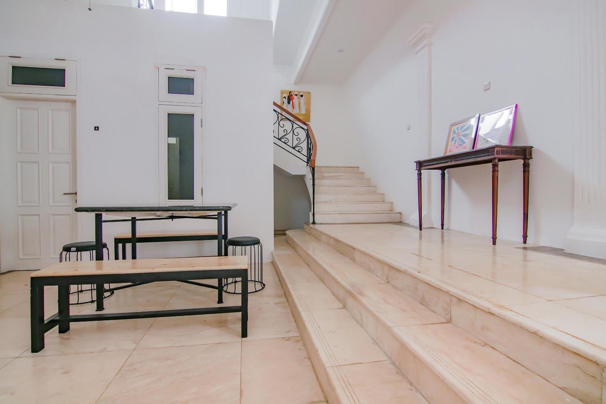 Super Oyo Capital O 90342 Kemang Garden Otel Cakarta Dış mekan fotoğraf