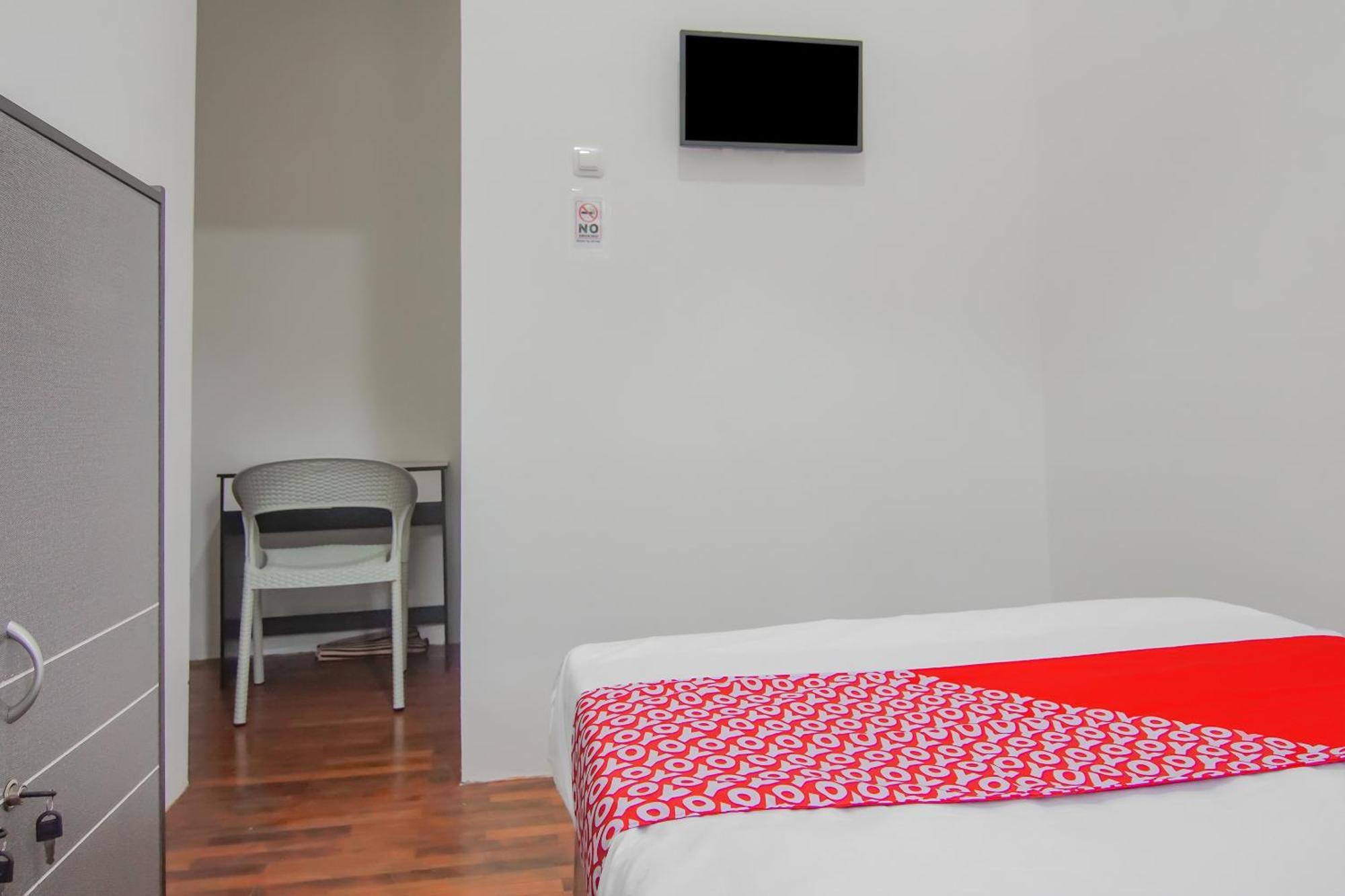 Super Oyo Capital O 90342 Kemang Garden Otel Cakarta Dış mekan fotoğraf