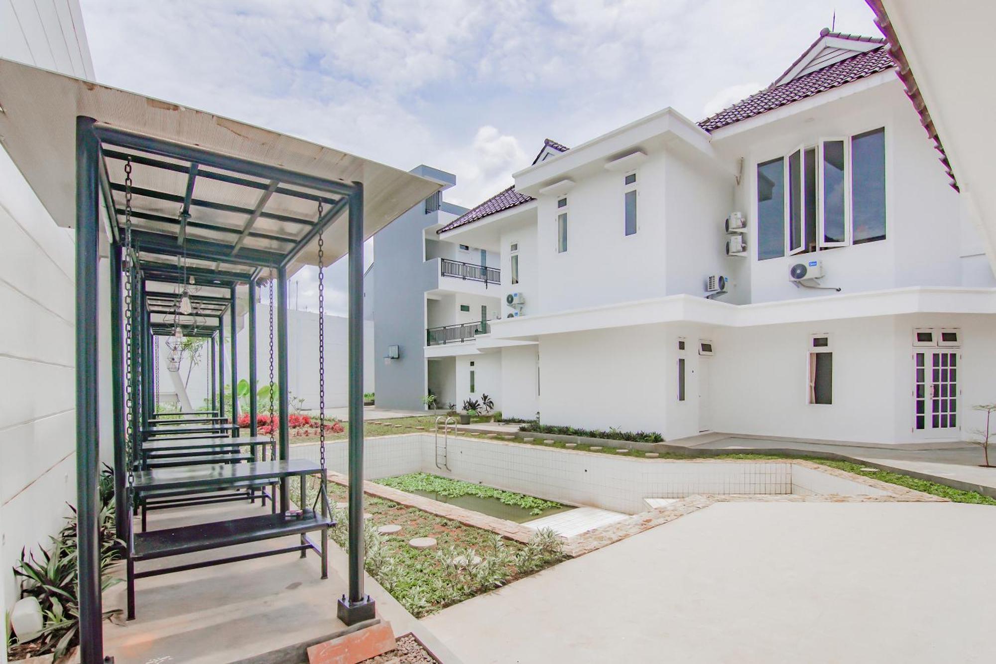 Super Oyo Capital O 90342 Kemang Garden Otel Cakarta Dış mekan fotoğraf